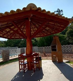 Camanducaia Ski Chalet | Chalé Família
