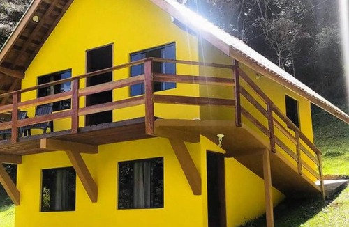 Costas Ski Chalet | Chalé Portal Lazer Um refúgio cercado pelo verde com hidromassagem lareira lagos privacidade e conforto em meio à natureza