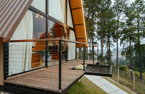 Jardim Andira Ski Chalet | Chalés Solenne