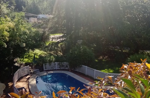 Sierra de los Padres Ski Chalet | Chalet Serrano, lagoon, pool and sea!