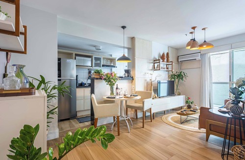 Zona Sul Apartment | Charming Apartment with Pool in Botafogo