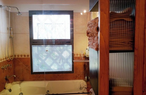 Junin Department House | Charming farmhouse in the middle of the vineyards of wine country Mendoza