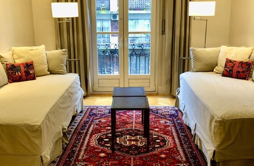 Recoleta Condo | CHARMING FRENCH BUILDING IN THE HEART OF PALERMO, TWO BEDROOM, TWO BATH