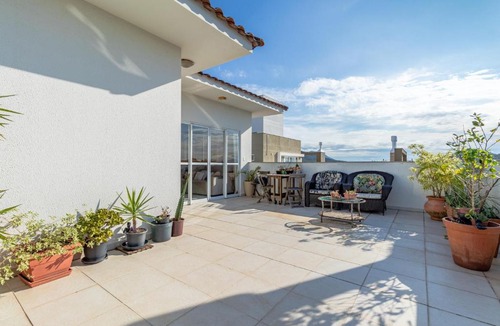 Alto Ribeirao Leste Apartment | Cobertura com vista incrível em Florianópolis