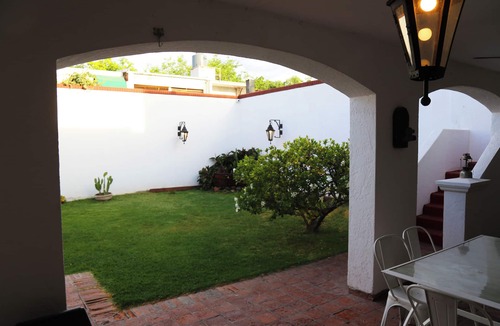 Civic Park House | Colonial House in Mendoza! | 12 People