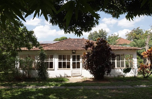 Guaratiba House | Colonial-style house