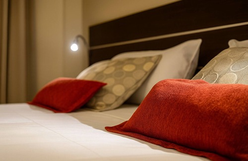 El Centro Hotel | Comfort and Convenient Stay, Centrally Located! Close to Plaza de Mayo Square