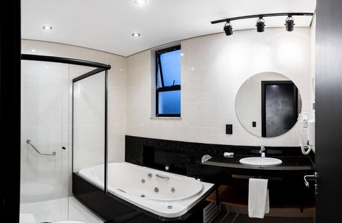 Centro Hotel | Comfortable Single Room Perfect for Extended Stays Near Downtown Attractions