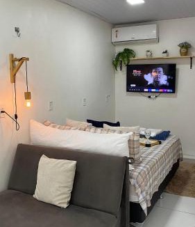 Sao Geraldo Apartment | Compact Studios Close to Shopping Centers, Downtown, Arena, Airport