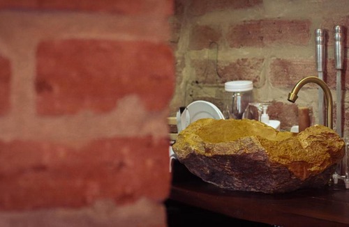 Condor House | Condado do Cipreste - Hospedagem Temática Hobbit