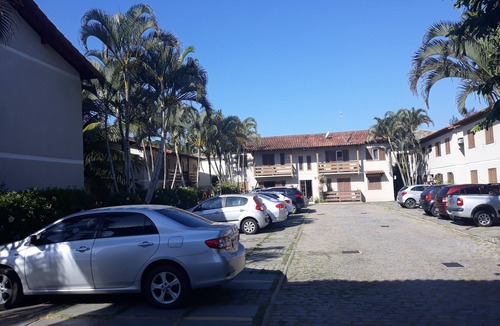 Cabo Frio Apartment | Condo, Fit with wi fi, close to shells, Pero and Japanese beaches!