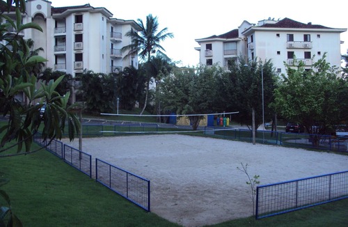 Toninhas Apartment | Condo Wembley Tennis - Praia das Toninhas,
