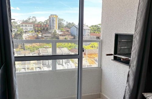 Floresta Apartment | Condomínio Jardim Arezzo Wi-Fi 600Mb e garagem