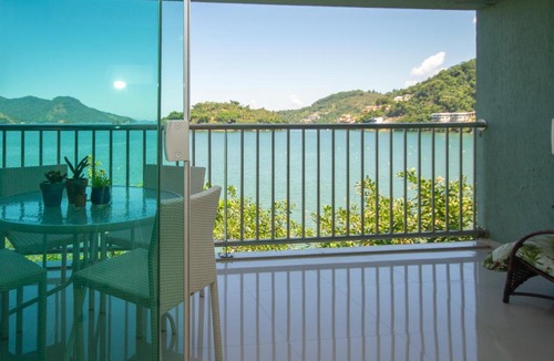 Caieira Apartment | Conforto à beira mar! Apartamento com vista para o mar.
