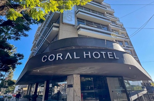 Petropolis Hotel | Coral Trade prox a PUCRS e UFRGS