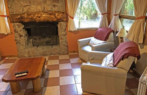 Villa Arelauquen Cabin | Cottage Duende Naranja complex Duendes del Maiten