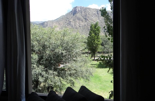 Cafayate Cabin | Cottage near the mountains, with swimming pool, rural area, surrounded by nature.