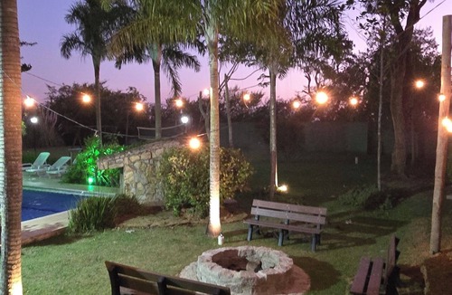 Mairinque Cottage | Country house in a gated community with heated pool, air conditioning and 4 bedrooms