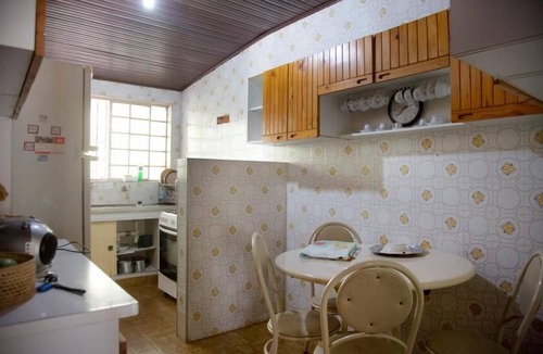 Cotia House | Country house in Cotia - São Paulo, gated community, cozy, 45 min from São Paulo.