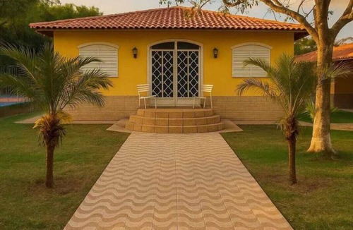 Cruzeiro House | Country house in Cruzeiro, SP, with pool, gourmet area and leisure facilities near Canção Nova.