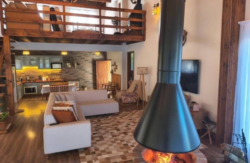 Lages Cottage | Country house in Lages, Aconchego Serrano, with outdoor hot tub.