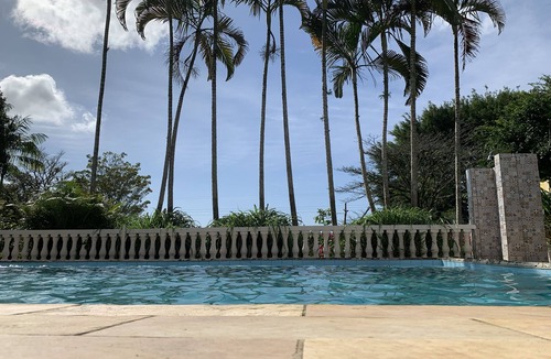 Itariri House | Country house with pool, barbecue, games room, close to beaches and waterfalls.