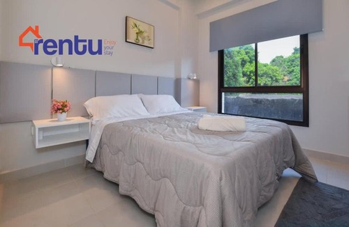 Fernando De La Mora Apartment | Cozy Apartment Pool & Coworking Space