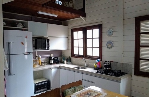Rio Vermelho Sul House | Cozy Beach Chalet