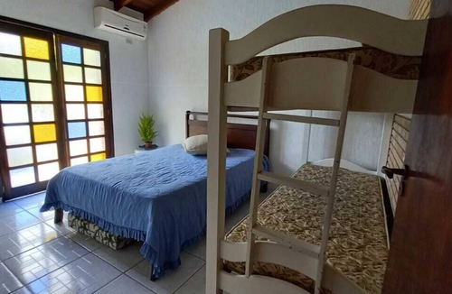 Morada da Praia House | Cozy cottage north coast Boraceia / Bertioga