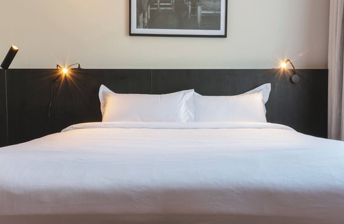 Historic Center House | Cozy Getaway: Double Room in Mendoza