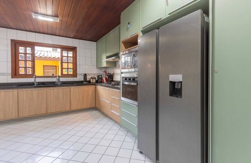 Recreio dos Bandeirantes House | Cozy house in a gated community, 5 minutes from Recreio Beach, Rio de Janeiro.