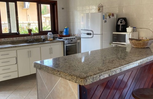 Horto House | Cozy house in a gated community in Ubatuba, pets allowed, close to the beaches.