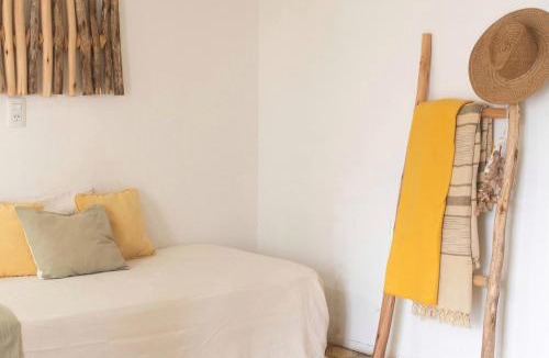 Guaymallen Apartment | Dúplex minimalista cerca Hilton Mendoza y Bodega Los Toneles Helen Aloja