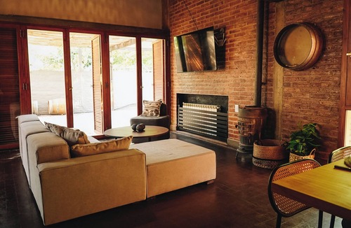 Chacras de Coria Villa | Delightful 4-bedroom villa with pool in Luján de Cuyo
