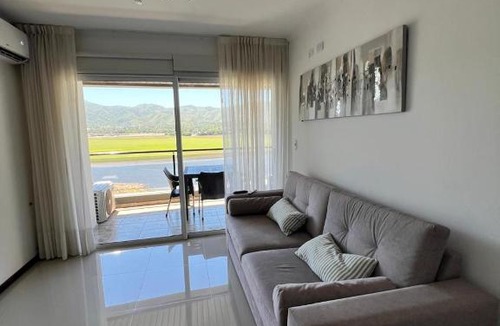 Villa Parque Siquiman Apartment | departamento complejo Veneto Village con vista al lago