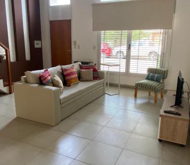 Carlos Casares House | Departamento Amplio y moderno en el centro de la Ciudad CASARENT