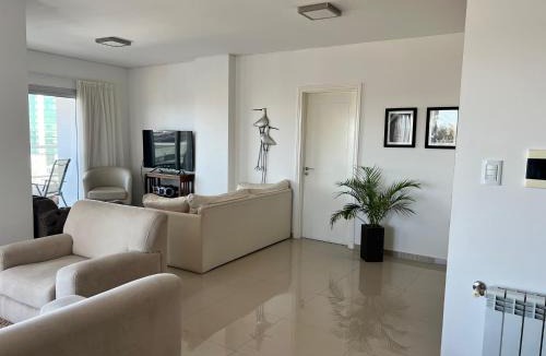 Rio Cuarto Apartment | Departamento amplio y muy iluminado en 9 piso, con piscina