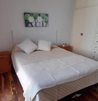 San Martin Apartment | Departamento céntrico en San Martín, amplio, con aire acondicionado y cochera privada