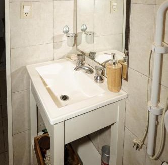 Martinez Apartment | DEPARTAMENTO cerca de CABA hasta 4 personas Parking Gratis Patio ideal familias estadias cortas por Trabajo Recitales Salud y Capacitaciones