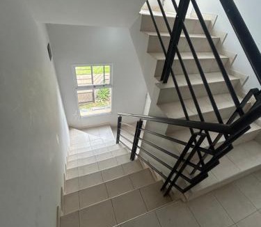 Colon Apartment | Departamento dos dormitorios con cochera zona terminal ómnibus Colón