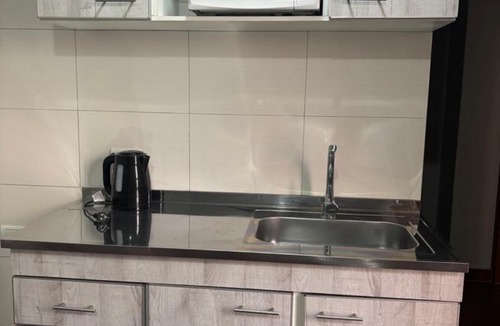 Villa Nueva Apartment | Departamento en frente de Mendoza Plaza Shopping
