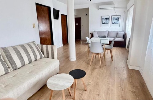 Parana Apartment | Departamento luminoso en pleno centro, con cocina completa
