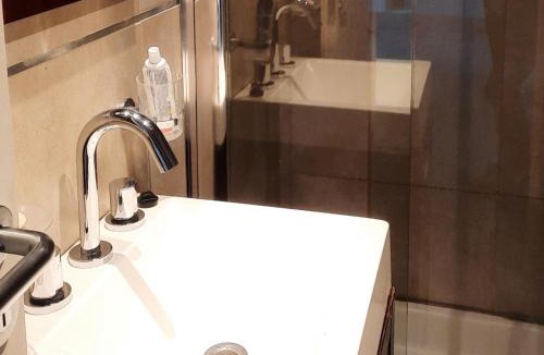Comodoro Rivadavia Apartment | Departamento moderno con vista al Chenque