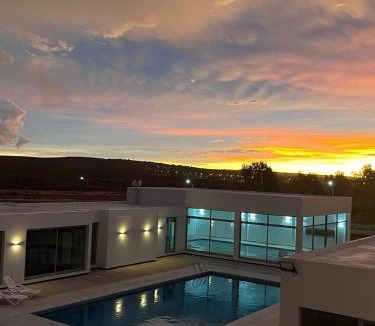Puerto Madryn Apartment | Departamento Nuevo- Piscina Techada- Climatizada - Confort y Calidad a metros del mar