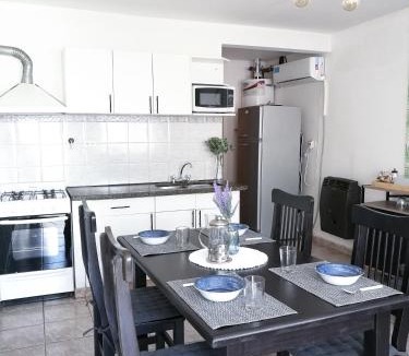 Neuquen Apartment | DEPARTAMENTOS Las Araucarias- 2 a 5 personas con estacionamiento