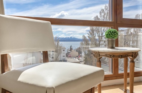 Centro Apartment | DEPTO CENTRO C/PILETA Y VISTA AL LAGO N.HUAPI
