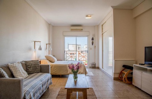 Comuna 11 Apartment | Depto en barrio residencial CABA - 2 personas con balcón y parrilla