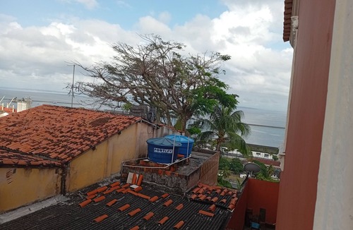Santo Antonio Apartment | Direita S. Antonio Room Double suite with bathroom and air conditioning