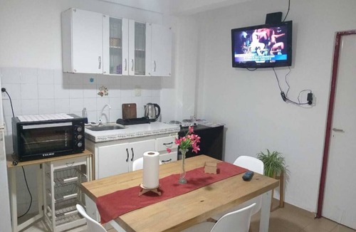 Corrientes Apartment | Don Alegre Enjoy the simplicity of this quiet and central lodging.