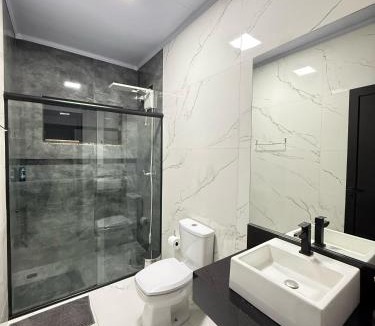 Santa Terezinha do Itaipu Villa | Duas lindas casas para uma grande familia